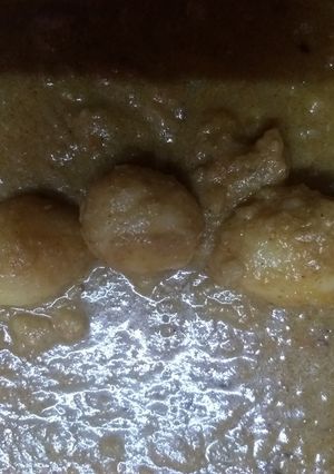 A picture of Dum Aloo.
