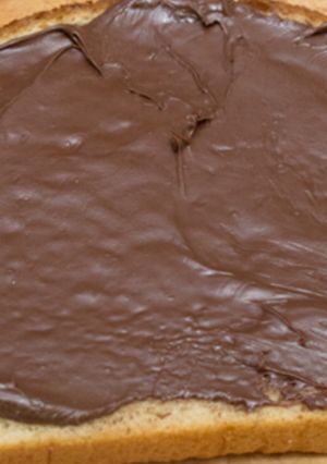 A picture of Nutella sandwhich.