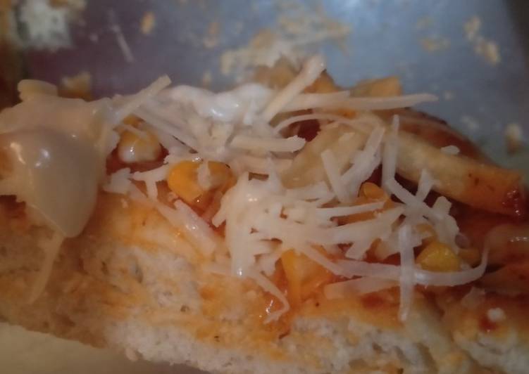 Cara Memasak Pizza with potato topping yang Lezat