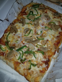 Una foto de Pizza fácil sin levadura 🍕