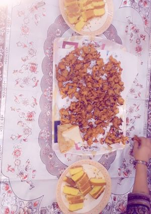 A picture of Mix pakorai.
