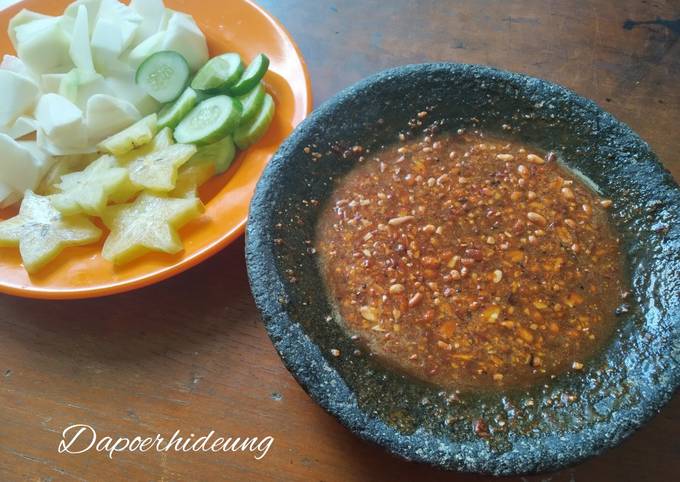 Cara Gampang Membuat Rujak Uleg Bumbu kacang yang Bikin Ngiler