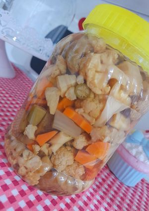 عکسی از دستور ترشی مخلوط