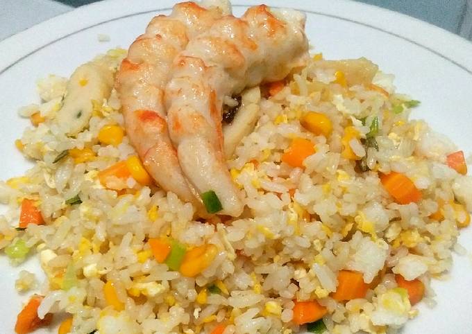 Easiest Way to Prepare Tasty Nasi goreng hongkong