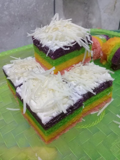 Foto resep Bolu pelangi super lembut