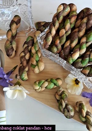 Foto resep Kue Tambang Coklat Pandan / Kue Colok / Kue Plintir