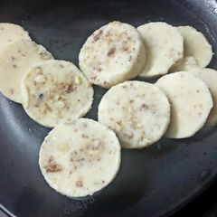 A picture of Guava kulfi.