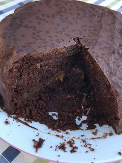 Una foto de Tarta de chocolate rellena de mermelada