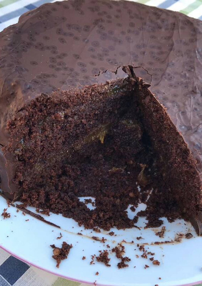 Una foto de Tarta de chocolate rellena de mermelada