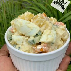 A picture of Simple potato salad.
