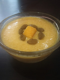 आम की पुडिंग (aam ki pudding recipe in Hindi) रेसिपी मुख्य फोटो