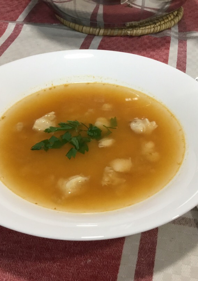 Una foto de Sopa de pescado al estilo de mi madre