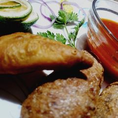 A picture of Spicy beef kebabs.