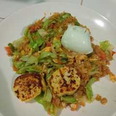 รูปของ Nasi goreng oat (nasi goreng tanpa nasi)