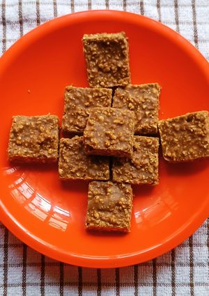 A picture of Delightful Gud Chana Chikki.