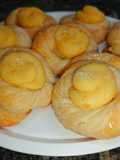 Facturas con crema pastelera