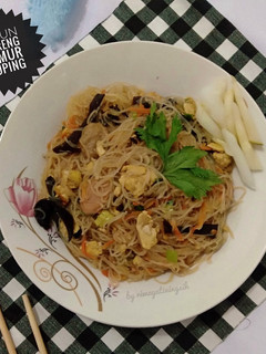 Foto resep Bihun Goreng Jamur Kuping