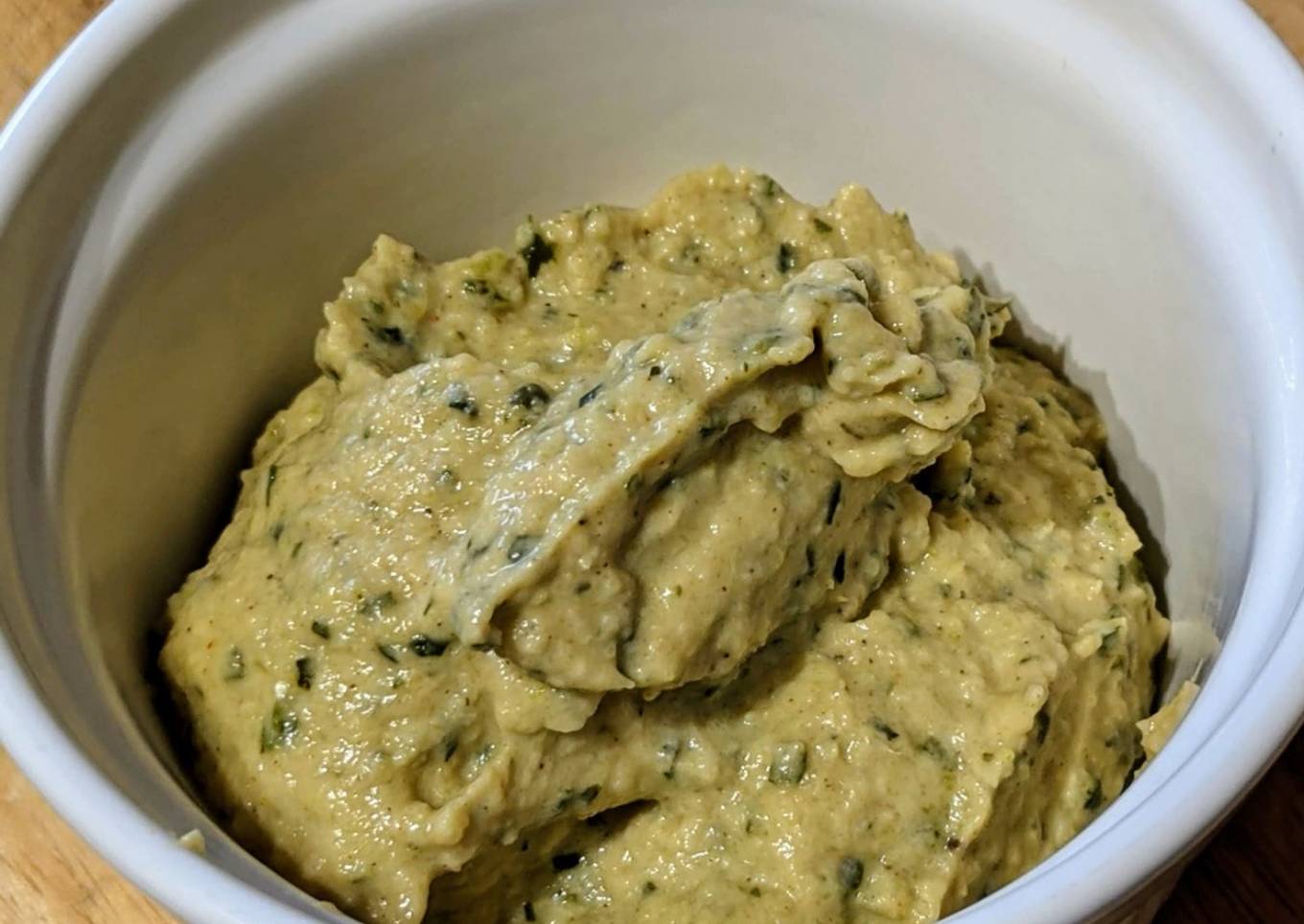 Roasted courgette hummus