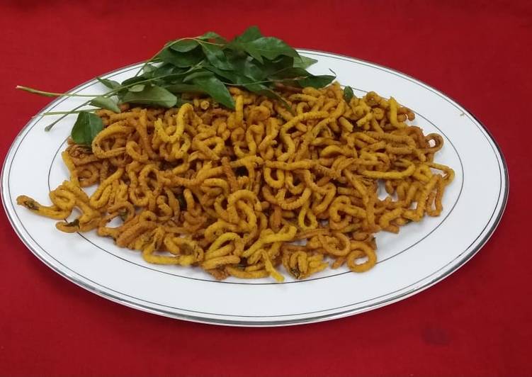 Recipe of Any-night-of-the-week Maize Flour Murukku