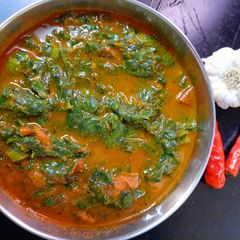 A picture of Tamatar palak ki sabji.