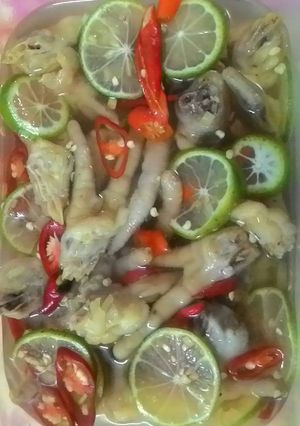 Hình của món Chân Gà Ngâm Giấm, Sả, Ớt.