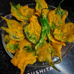 A picture of Palak Pakora.
