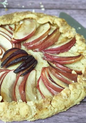 A picture of Apple Galette.