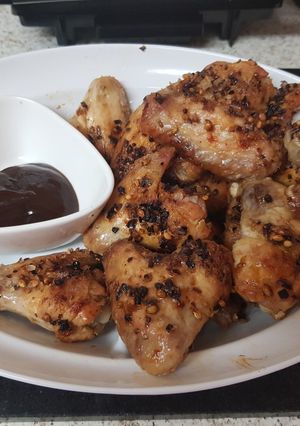 A picture of My Hot BBQ Chicken Wings.🙄.