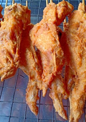 รูปของ ปีกไก่ทอดกรอบ สูตรกรอบนาน