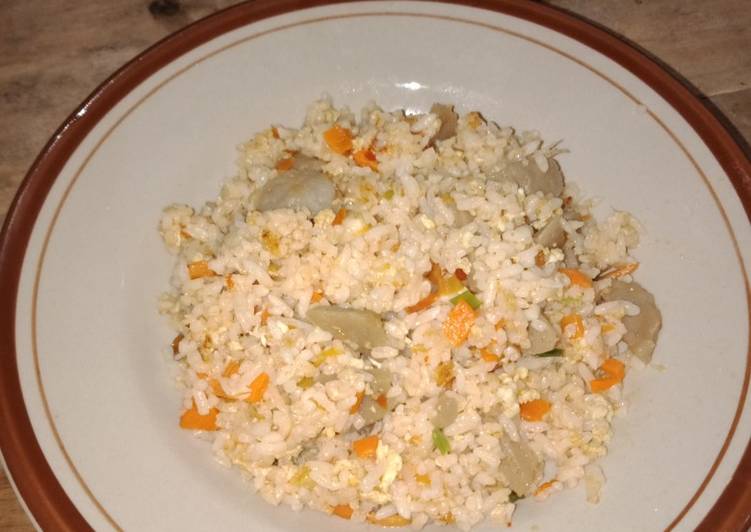 Langkah Mudah untuk Membuat Nasi Goreng Bakso Mix telur Pedas, Lezat Sekali