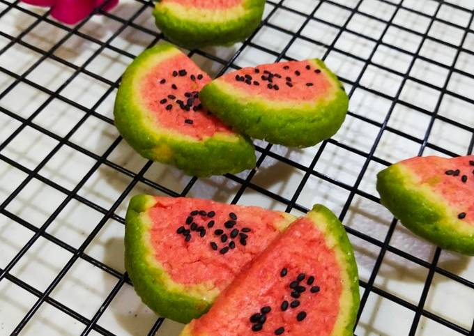 Recipe: Yummy Watermelon Cookies