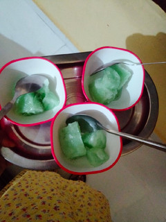 कच्चा आम कैंडी(kaccha aam candy recipe in Hindi) रेसिपी मुख्य फोटो