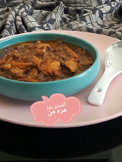 عکسی از دستور فسنجون مرغ