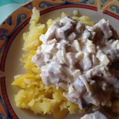 A picture of Matjes Herring Salad (Matjesfilet Hausfrauenart).