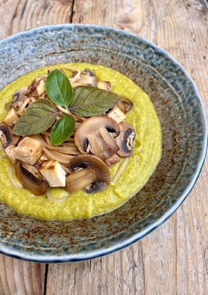 Pestókrémes tészta 🥦 TÉNÉ recept|Brokkolis-cukkinis tészta, amit egy válogatós tini is megevett recept fotója