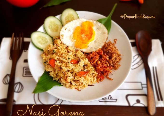 574. Nasi Goreng Daun Kunyit