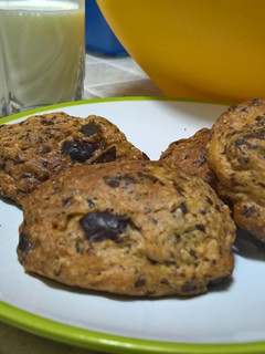 A picture of Chocolate chip cookies.