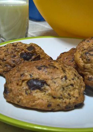 A picture of Chocolate chip cookies.