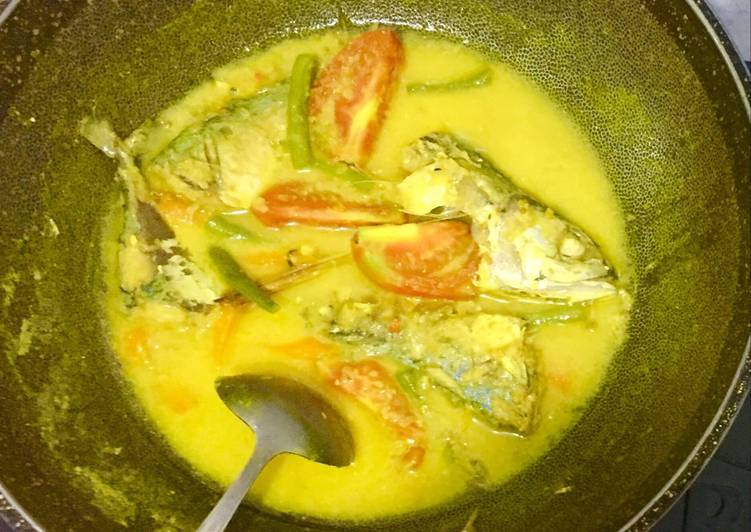 Cara membuat Gulai ikan gembung/kembung with worcis yang lezat Untuk Jualan