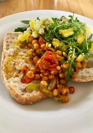 A picture of What's in the fridge salads.