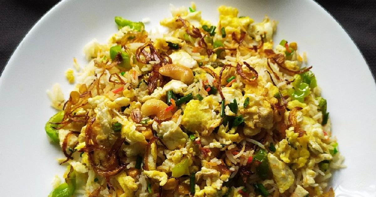 एग फ्राइड राइस (Egg Fried Rice Recipe In Hindi) रेसिपी बनाने की विधि in ...