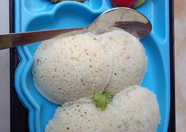 Recipe of Favorite Suji Idli