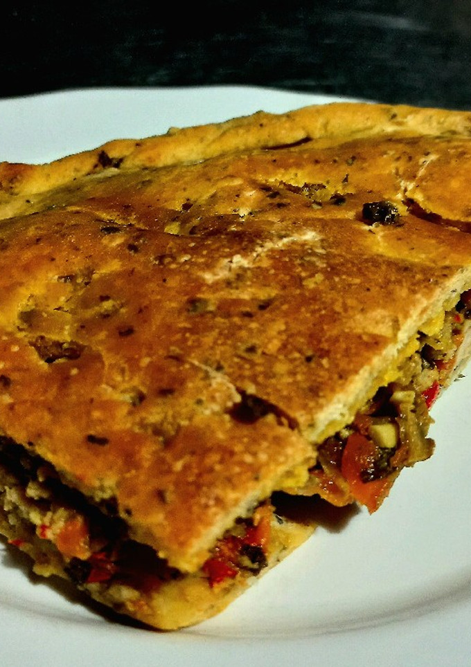 Una foto de Tarta casera de verduras y pollo 🍗🫑🥕🌶️😋