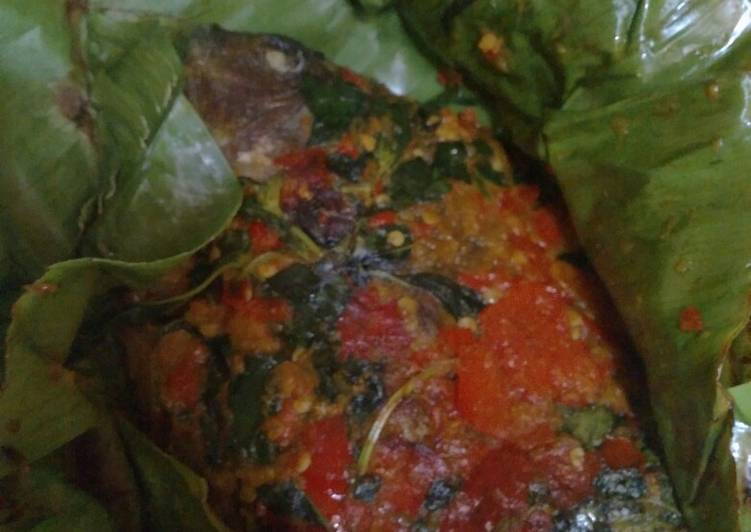 Ikan bakar pedas daun kemangi,,