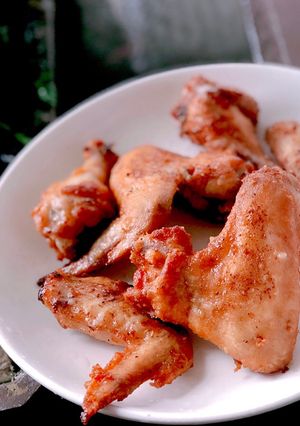 Hình của món Cánh gà chiên mắm.