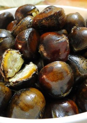 Hình của món Hạt dẻ chiên bơ.