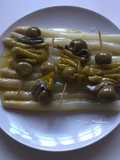 Gildas con espárragos y aceite de oliva