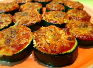 Foto principal de Calabacín asado con tomate y mozzarella