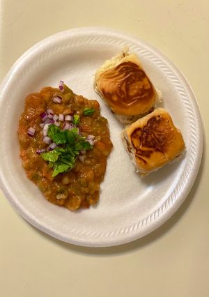 A picture of Pav Bhaji.