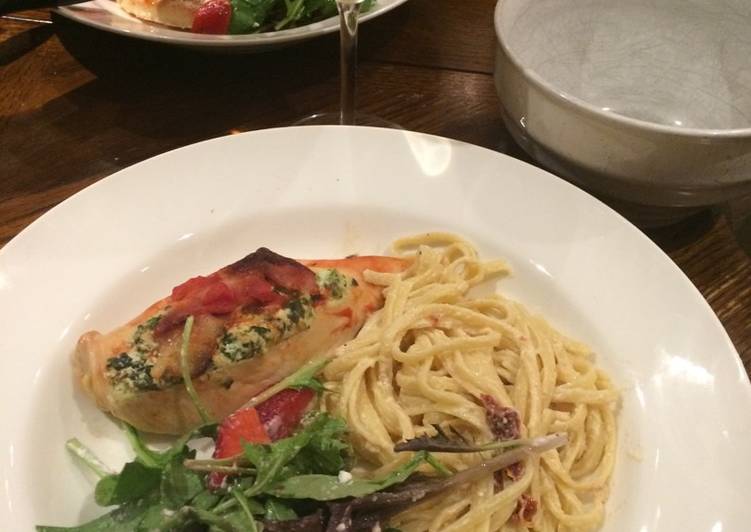 Spinach and ricotta stuffed chicken with pasta